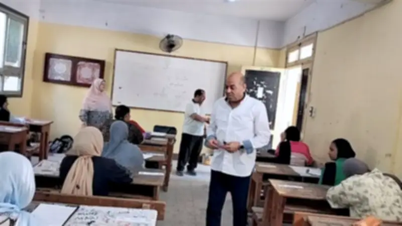 130 ألف طالب بالدقهلية يؤدون امتحان الهندسة في 599 لجنة
