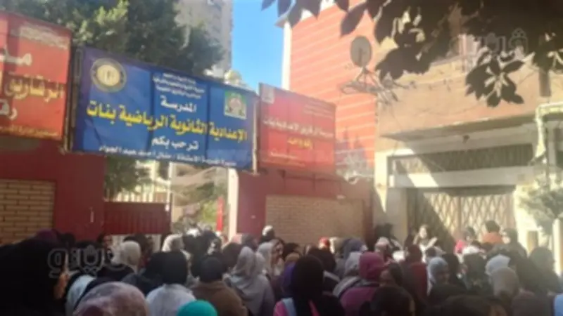 147 ألف طالب بالشرقية يؤدون امتحانات المواد غير المضافة اليوم