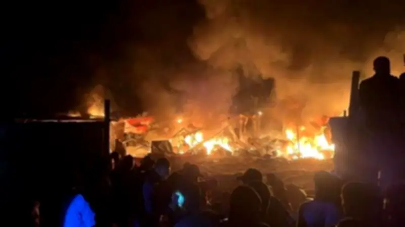 شهيدة و16 جريحاً بقصف إسرائيلي على خيام نازحين في خان يونس