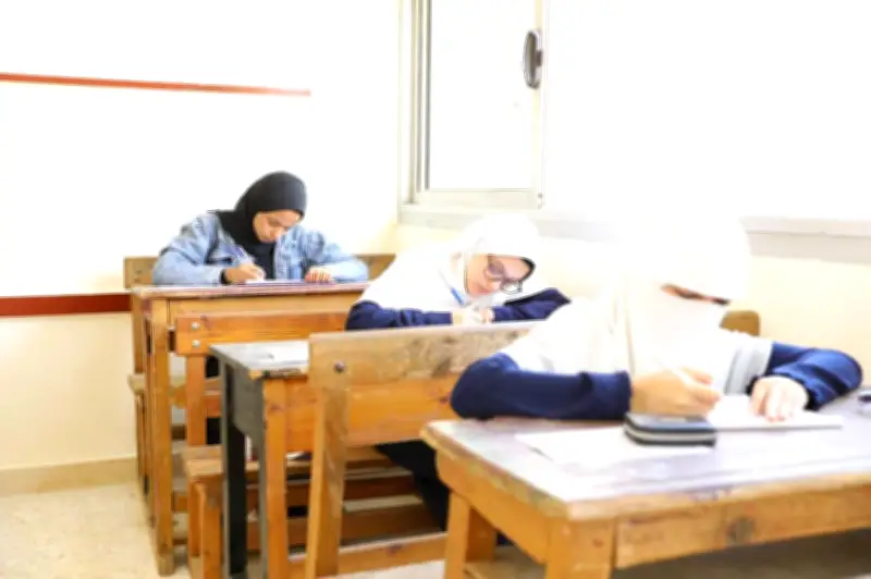 163 ألف طالب وطالبة بالقسم العلمي يؤدون امتحانات الثانوية الأزهرية غداً