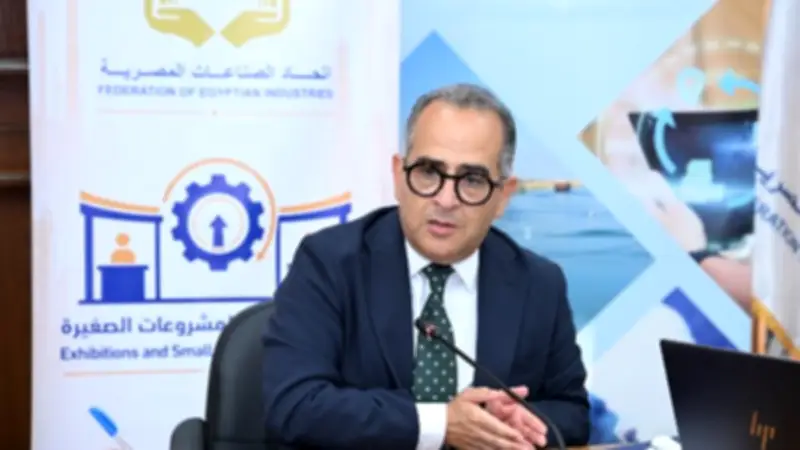 163 تكتلاً صناعياً في مصر.. فرصة للتحول إلى محركات تصدير ونمو
