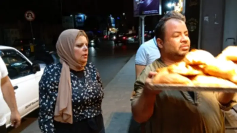 حملة بحي شرق الإسكندرية تضبط 164 إشغال طريق وتشميع مقهى مخالف