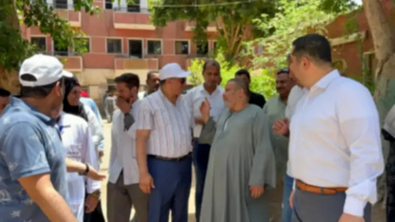محافظ قنا يرفع عدد طلبات العلاج على نفقة الدولة إلى 200 يومياً