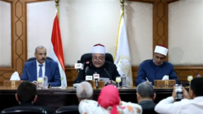 امتحانات الثانوية الأزهرية 2026: طبيب بكل لجنة وطمأنة بشأن التصحيح
