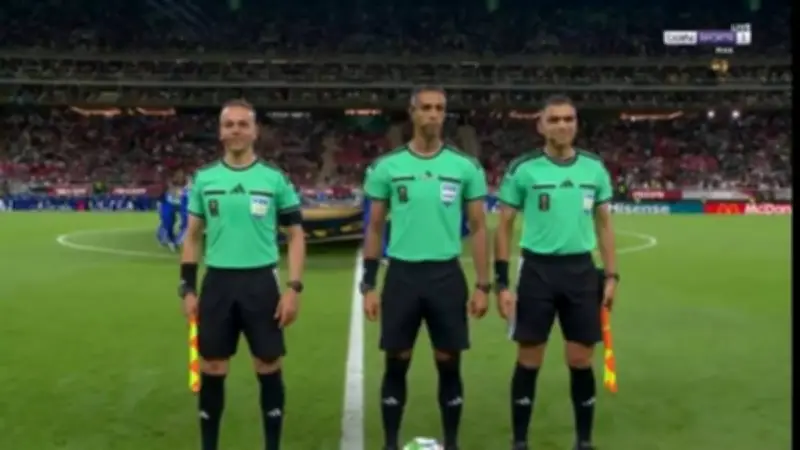 طاقم تحكيم مصري كامل بقيادة أمين عمر يدون التاريخ في كأس العالم 2026