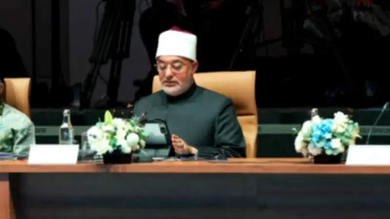 مفتي الجمهورية يلقي البيان الختامي للقمة الدولية الثالثة للقيادات الدينية 2026 بماليزيا