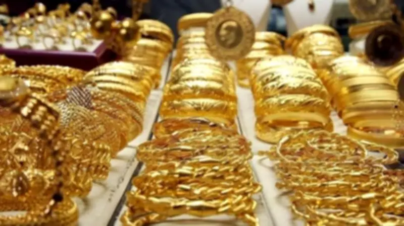 انهيار سعر الذهب الآن.. عيار 21 يفقد 1000 جنيه من أعلى مستوى