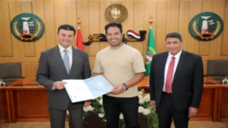 تسليم 21 عقد تقنين جديد لأراضي أملاك الدولة للمواطنين بالمنوفية
