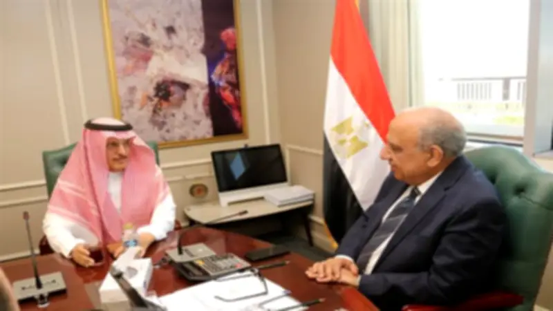 تنفيذ مشروعات طاقة رياح بقدرة 2300 ميجاوات في 3 مناطق مصرية