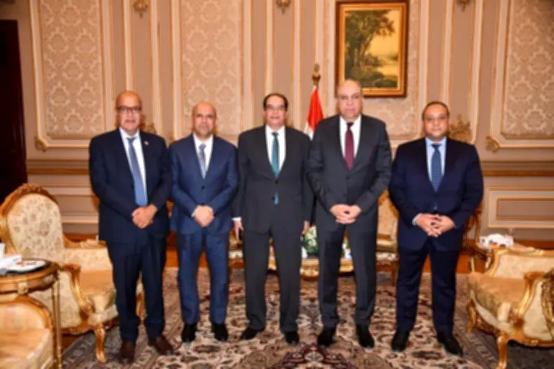 سامح الحفني: انضمام 28 طائرة جديدة لمصر للطيران خلال 2026 و2027