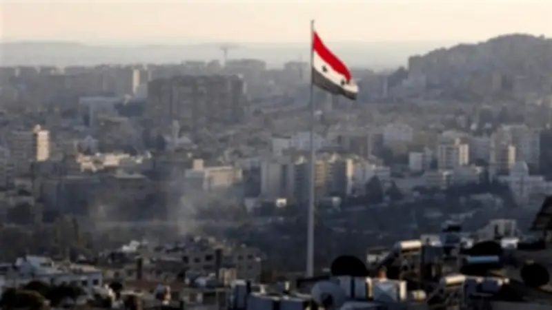 سقوط 3 صواريخ في جنوب سوريا دون خسائر بشرية وحرائق محدودة