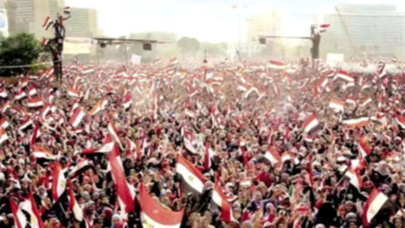 عام من حكم الإخوان.. كيف مهدت الأزمات والاستقطاب السياسي لثورة 30 يونيو؟