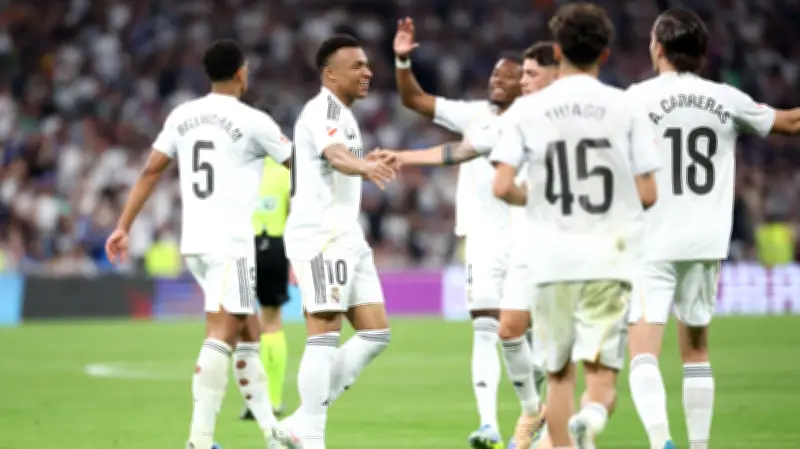 قميص ريال مدريد يساوي 300 مليون يورو متفوقًا على سيتي وبرشلونة