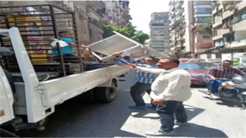 محافظ الجيزة يقود حملة موسعة للنظافة وإزالة الإشغالات في 4 أحياء