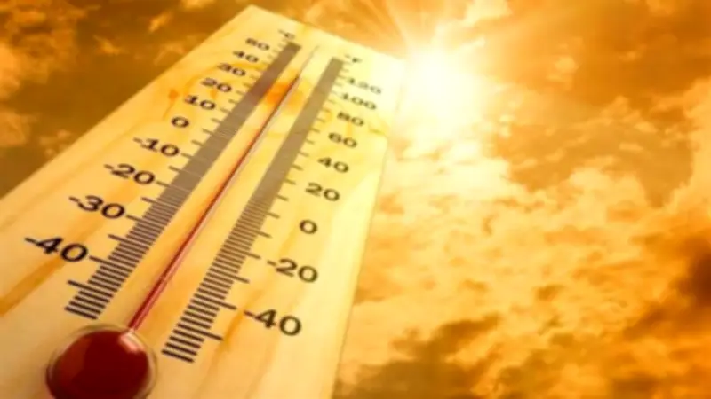 4 ظواهر جوية تضرب البلاد غدا والعظمى بالقاهرة 36 درجة
