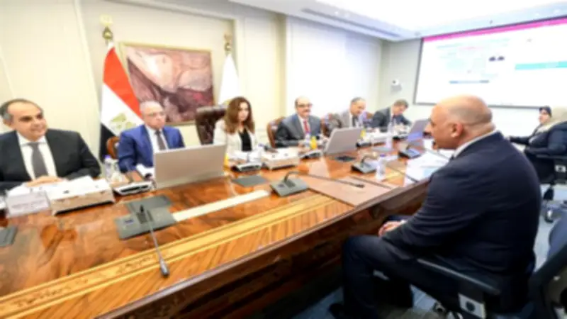 وزيرة التنمية المحلية تترأس لجنة اختبار 444 مرشحًا لشغل 23 وظيفة قيادية