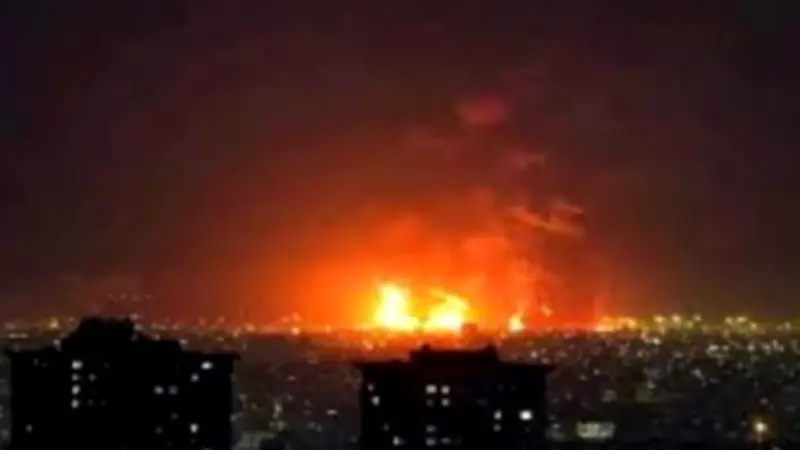إيران: 5 مقذوفات معادية تستهدف موقعاً في كرجان بميناب