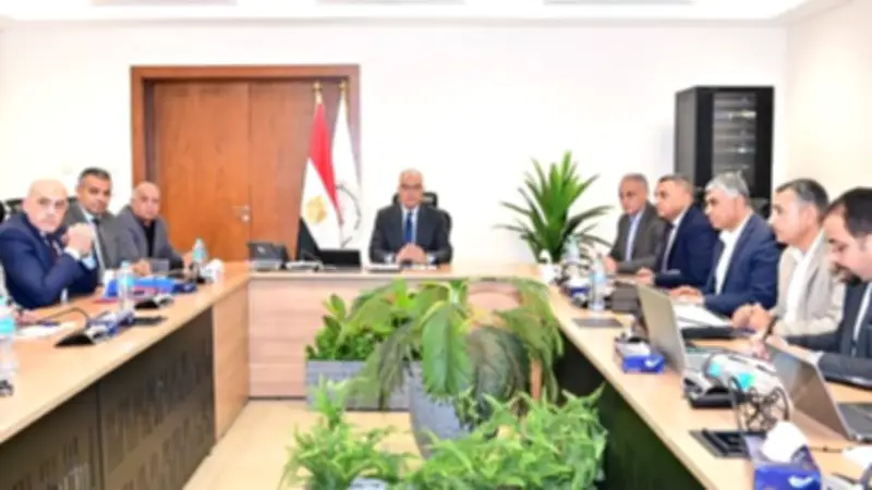 وزير الري يوجه 5 قرارات عاجلة للدقهلية بعد تطهير 3600 كم ترع ومصارف