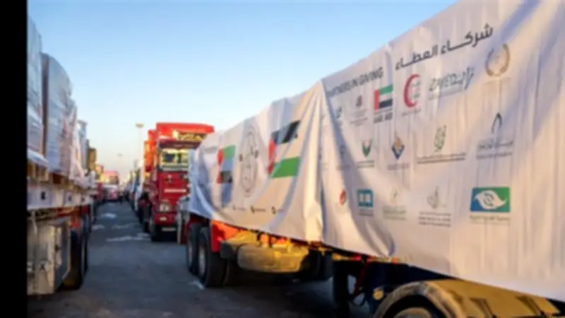 544 طنًا من المساعدات الإماراتية تدخل غزة ضمن قوافل الفارس الشهم 3