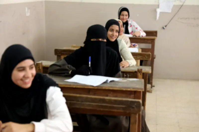 إصابة 6 طالبات أزهريات في حادث أثناء توجههن لامتحان اللغة الإنجليزية