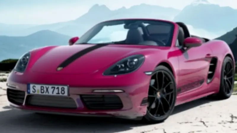بورشه 718 Boxster بقوة 300 حصان وتصميم رياضي مكشوف