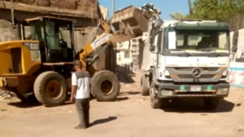 رفع 80 طن مخلفات في حملات نظافة مكثفة بدمنهور لتحسين المظهر الحضاري