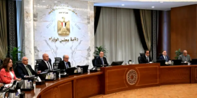 مجلس الوزراء يوافق على 9 قرارات هامة في الاستثمار والإسكان والخدمات