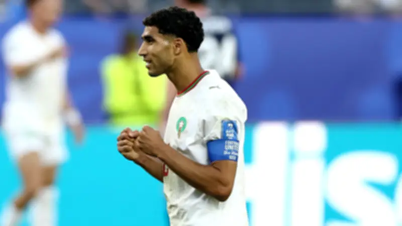أشرف حكيمي مهدد بالمنع من السفر إلى المكسيك في كأس العالم