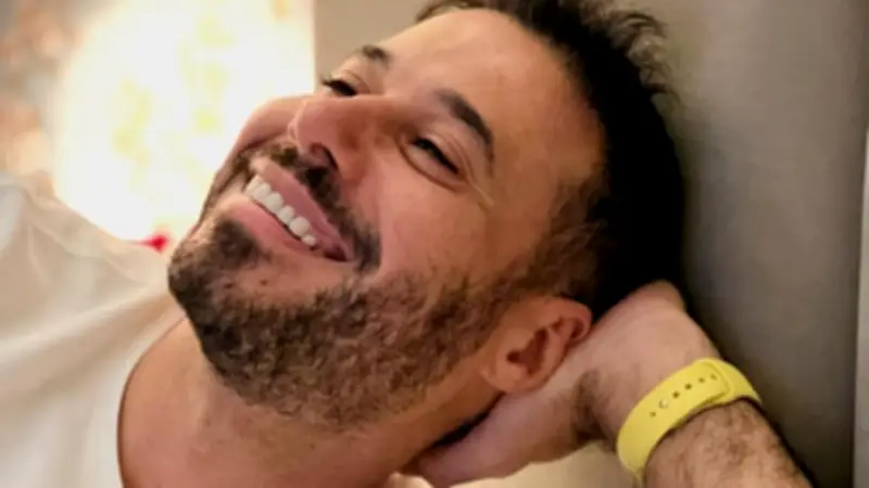 أحمد السعدني يشيد بمنتخب مصر بعد تعادل مثير مع بلجيكا في المونديال