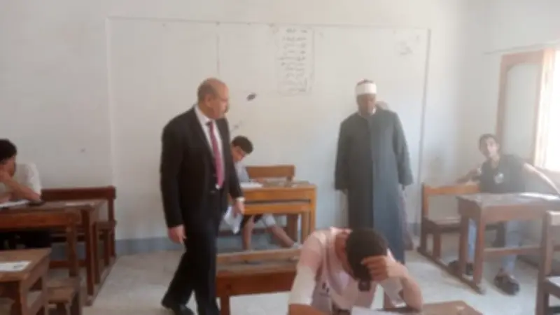 الأمين العام للأزهر يتفقد امتحانات الثانوية الأزهرية بالإسماعيلية