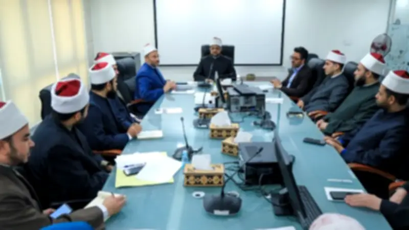 أمين البحوث الإسلامية يجتمع بوحدة الدعوة الإلكترونية استعداداً لإطلاقها
