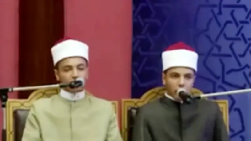 التوأم الأزهري الحسن والحسين يفتتحان حفل تحدي القراءة العربي بسورة العلق