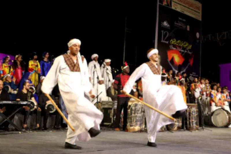 التحطيب وألحان الربابة تزينان افتتاح مهرجان الطرق الصوفية بالأقصر