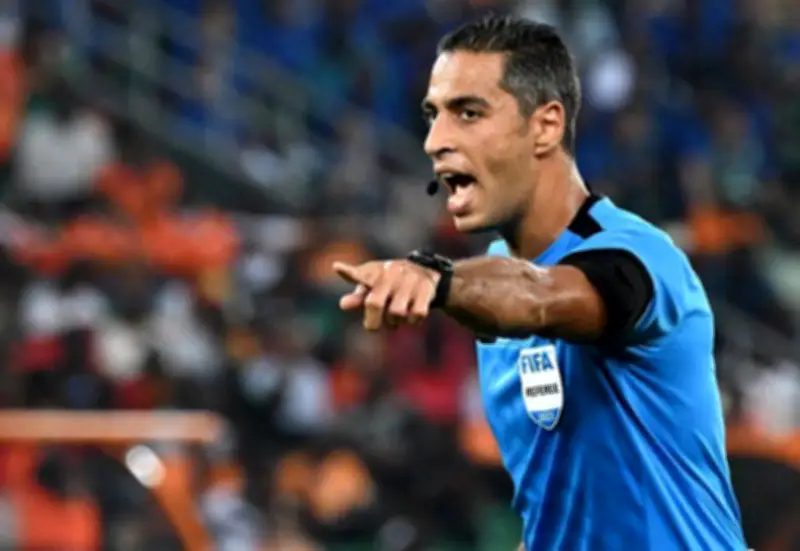 أمين عمر حكما لمواجهة الأرجنتين ضد النمسا بكأس العالم 2022