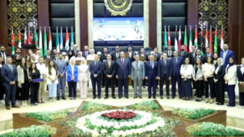 الأكاديمية العربية تنظم نهائي مسابقة أفضل مشروع تخرج للنقل الدولي
