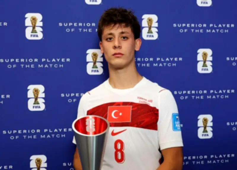أردا جولر أفضل لاعب في مباراة تركيا وأمريكا بالمونديال