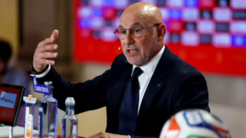 دي لا فوينتي يوجه صفعة جديدة لريال مدريد بعد استبعاده من الترشيحات