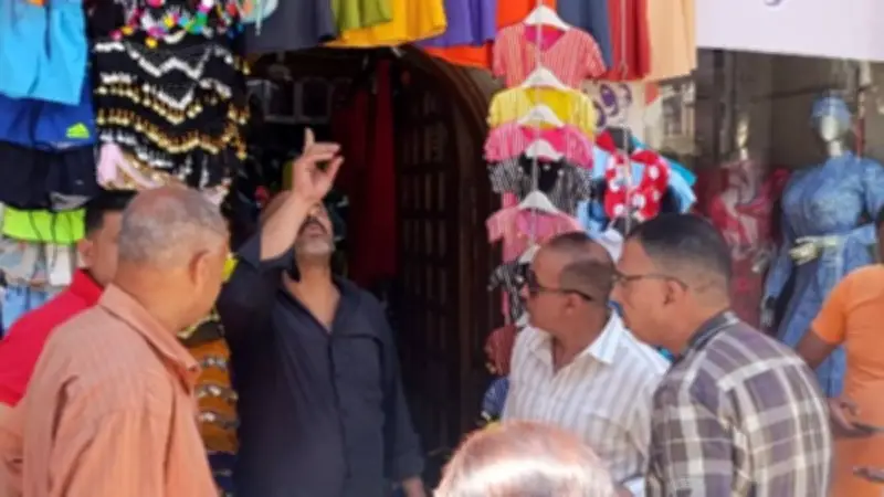 حملة صباحية لإزالة الإشغالات والتعديات في شوارع شرق بورسعيد