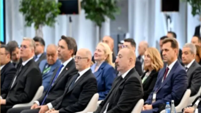 وزير البترول يشارك في افتتاح أسبوع باكو للطاقة بأذربيجان