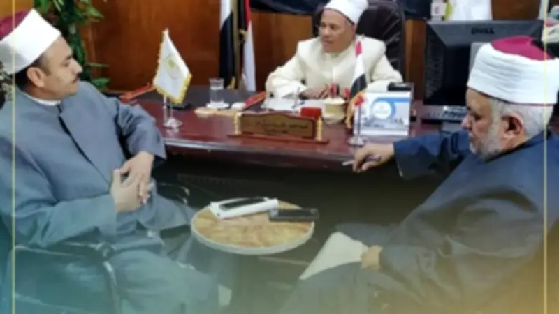 مدير أوقاف قنا يجتمع بمفتشي المتابعة لمتابعة سير العمل والأنشطة الدعوية