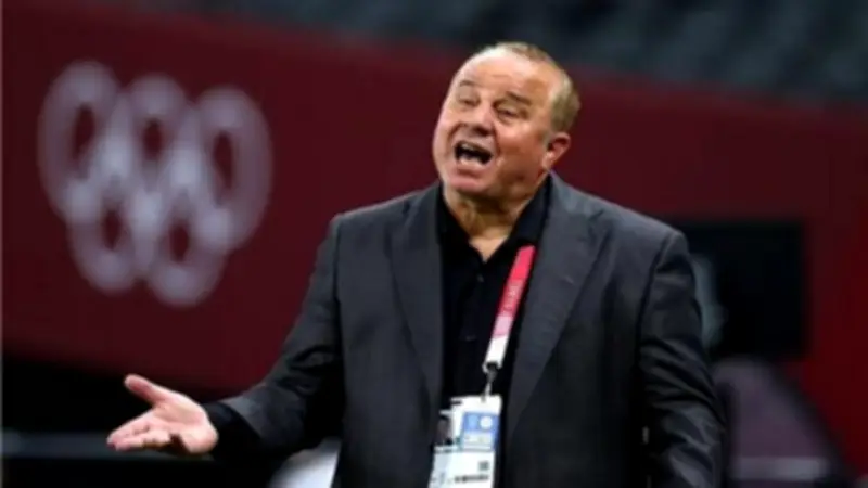 أحمد مجاهد يدافع عن تعيين شوقي غريب مدرباً للمنتخب الأولمبي