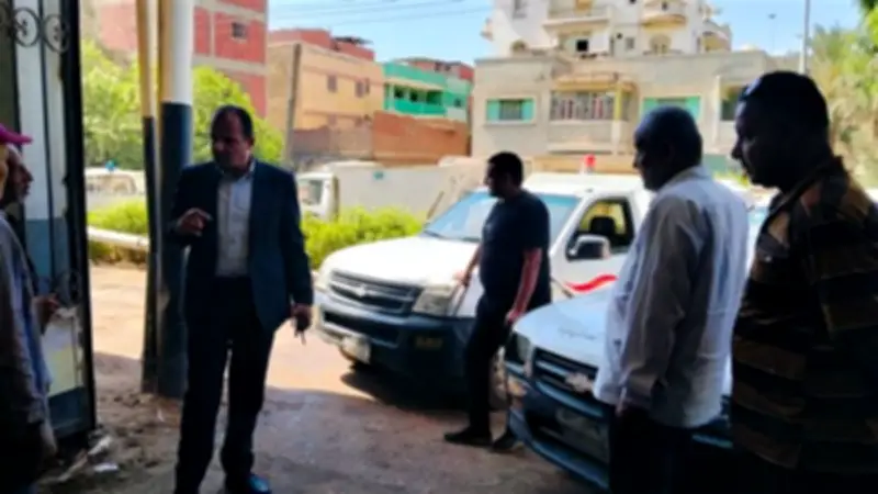 رئيس مدينة ميت غمر يتابع حملات إزالة الإشغالات في دماص وبشلا