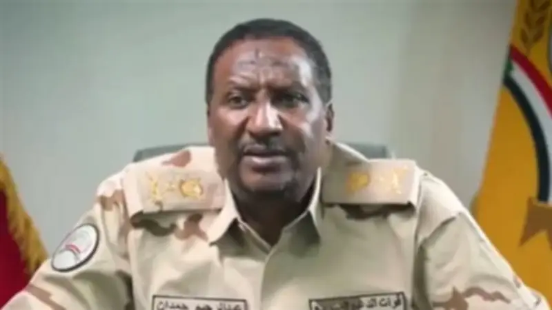 ظهور نادر لعبدالرحيم دقلو وبراءة من المجازر في السودان