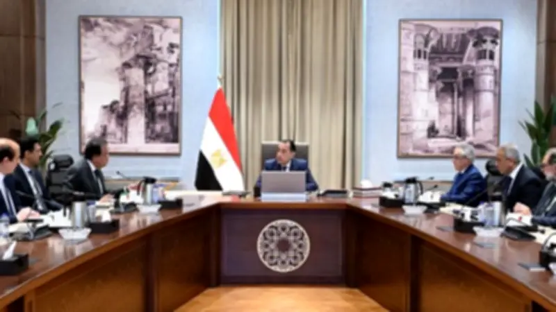 الحكومة تشدد الرقابة على مصانع الأغذية بحملات تفتيش مفاجئة وعقوبات تصاعدية