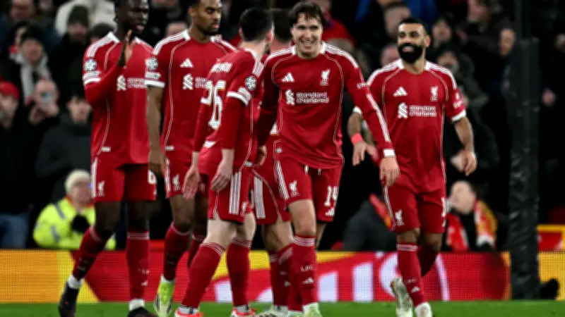 دوري الأبطال يغري لاعب ليفربول المنسي ببداية جديدة