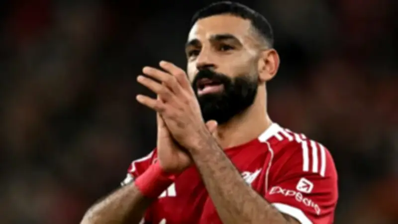 خالد الدرندلي يرد على طلب محمد صلاح إقامة حمزة عبد الكريم بغرفته