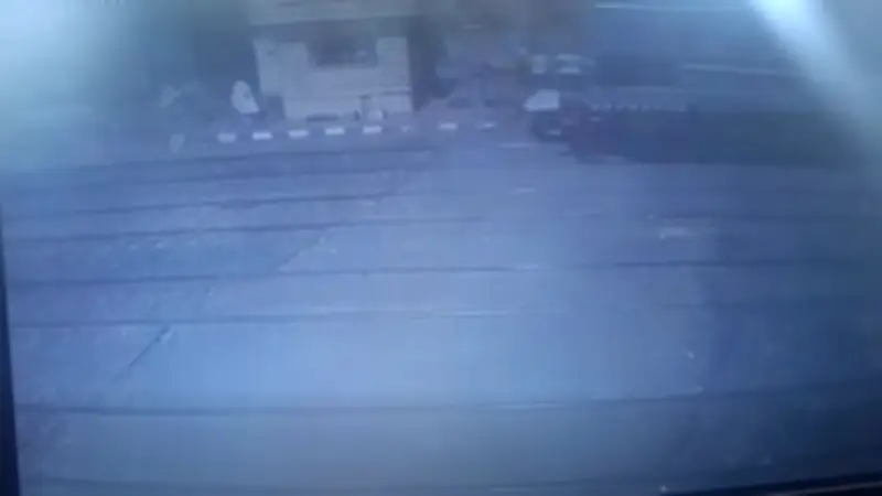 واقعة خطيرة بمزلقان ميت حلفا.. النقل تحذر من تكرار اقتحام المزلقانات المغلقة