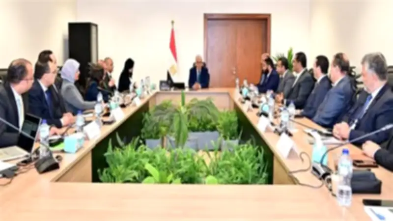 وزير الري يعلن تنفيذ مشروعات تنموية بدول حوض النيل الجنوبي