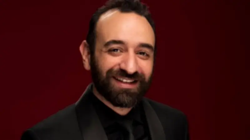عمرو سلامة يشيد بتنوع أفلام الموسم السينمائي ويدعو لجرأة إنتاجية