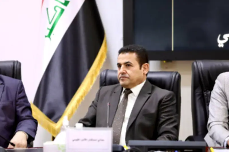 مستشار الأمن القومي العراقي يبحث مع القائم بالأعمال الأمريكي أهمية حصر السلاح